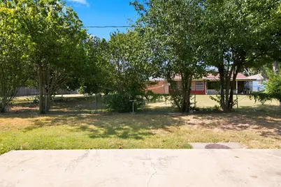 155 Chateau Drive, Fort Worth, TX 76134 - Photo 24