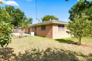155 Chateau Dr, Fort Worth, TX 76134 - Photo 26