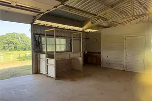 950 Sanders Rd, Whitesboro, TX 76273 - Photo 4