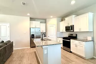 4705 Fellowship St, Haltom City, TX 76117 - Photo 2