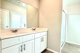 4705 Fellowship St, Haltom City, TX 76117 - Photo 10