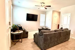 4705 Fellowship St, Haltom City, TX 76117 - Photo 4