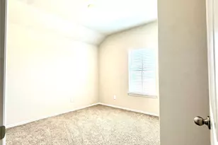 4705 Fellowship St, Haltom City, TX 76117 - Photo 14