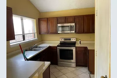 3098 Rustlewind Lane, Grand Prairie, TX 75052 - Photo 4
