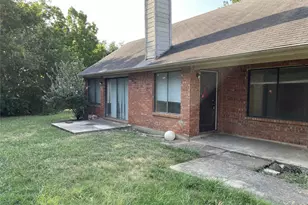 3098 Rustlewind Ln, Grand Prairie, TX 75052 - Photo 1
