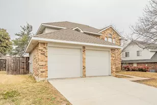 1411 Prentice St, Arlington, TX 76018 - Photo 2
