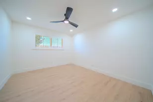 532 Plainview Dr, Hurst, TX 76054 - Photo 12