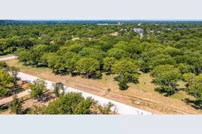 2531 Buckskin Drive, Granbury, TX 76049 - Photo 4