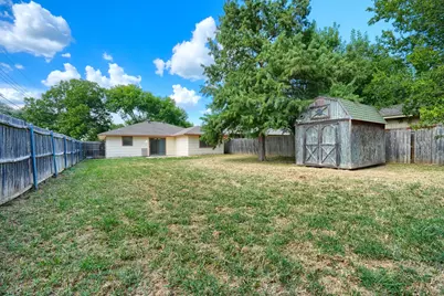 3135 Maple Avenue, Greenville, TX 75402 - Photo 20