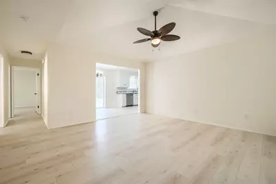 3135 Maple Avenue, Greenville, TX 75402 - Photo 4