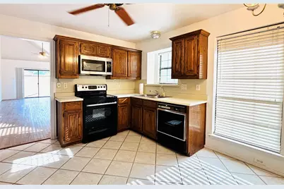 4019 Rive Lane, Addison, TX 75001 - Photo 6