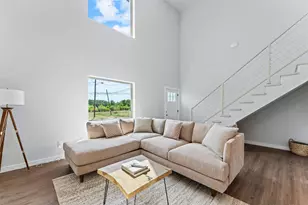 2400 S 12th St, Waco, TX 76706 - Photo 6