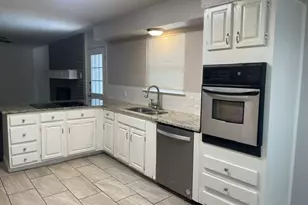 2232 Shady Brook Dr, Bedford, TX 76021 - Photo 8