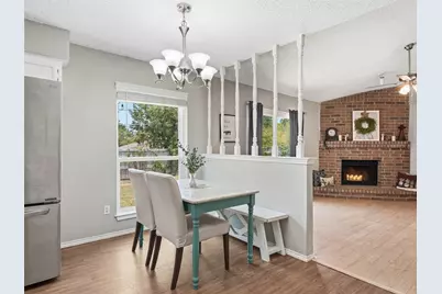 6206 Hott Springs Drive, Arlington, TX 76001 - Photo 8