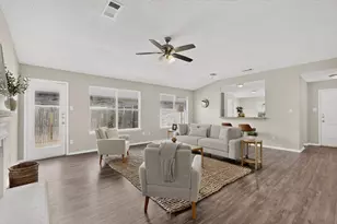 625 Spillway Dr, Little Elm, TX 75068 - Photo 4