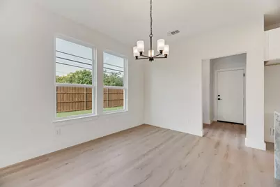 2326 Fairfax Drive, Irving, TX 75060 - Photo 8