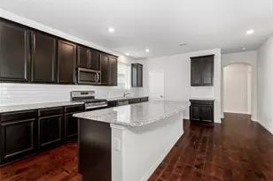 2036 Olivereta Dr, Little Elm, TX 75068 - Photo 14