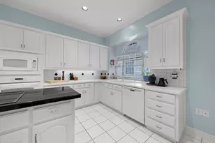 600 Wellington Rd, Coppell, TX 75019 - Photo 10