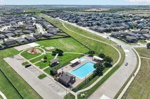 102 Hancock St, Venus, TX 76084 - Photo 36