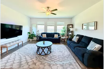 1601 Lake Grove Drive, Little Elm, TX 75068 - Photo 4