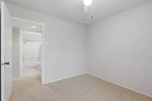 5909 Lake Hubbard Pkwy, Garland, TX 75043 - Photo 16