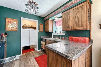 240 Dewey Court, Irving, TX 75060 - Photo 14