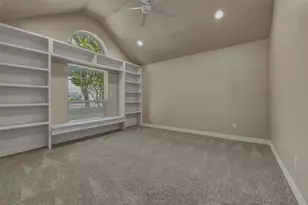1801 Callender Hill Rd, Mansfield, TX 76063 - Photo 14