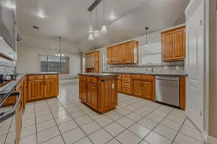 1801 Callender Hill Rd, Mansfield, TX 76063 - Photo 8