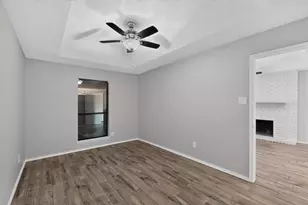 900 Irene St, Burleson, TX 76028 - Photo 22
