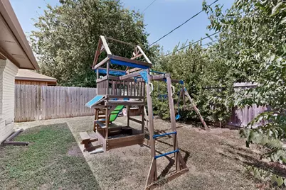 900 Irene Street, Burleson, TX 76028 - Photo 38