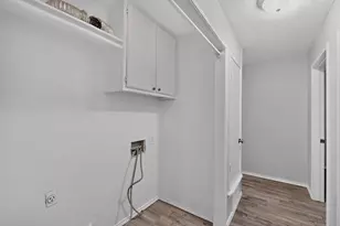 900 Irene St, Burleson, TX 76028 - Photo 36