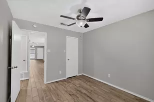 900 Irene St, Burleson, TX 76028 - Photo 18
