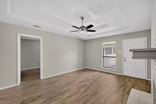 900 Irene St, Burleson, TX 76028 - Photo 4