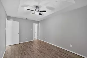900 Irene St, Burleson, TX 76028 - Photo 24