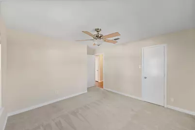 1919 Creek Wood Drive, Arlington, TX 76006 - Photo 26