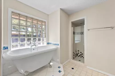 1919 Creek Wood Drive, Arlington, TX 76006 - Photo 24