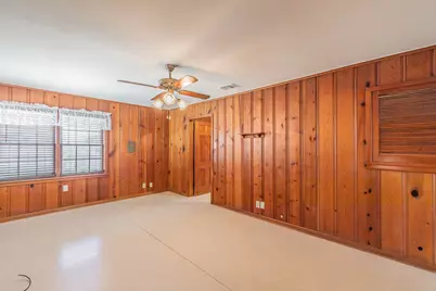 5020 Hartford Drive, River Oaks, TX 76114 - Photo 32