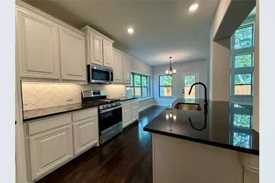 520 Aldred Street, Greenville, TX 75401 - Photo 10