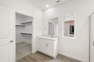 5717 Lakeview Dr, Watauga, TX 76148 - Photo 20