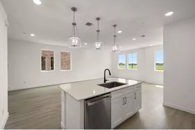 5717 Lakeview Drive, Watauga, TX 76148 - Photo 8