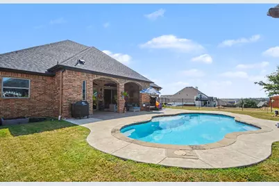 11029 Hawkins Home Boulevard, Benbrook, TX 76126 - Photo 28