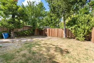 604 S Fitzhugh Ave, Dallas, TX 75223 - Photo 34