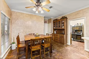 1010 Williams St, Ennis, TX 75119 - Photo 8