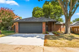 819 Lovingham Dr, Arlington, TX 76017 - Photo 32