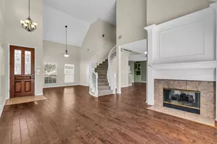 8613 Mill Creek Rd, Irving, TX 75063 - Photo 8