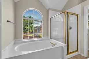 8613 Mill Creek Rd, Irving, TX 75063 - Photo 22