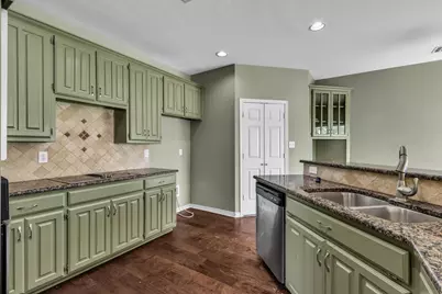 8613 Mill Creek Road, Irving, TX 75063 - Photo 14