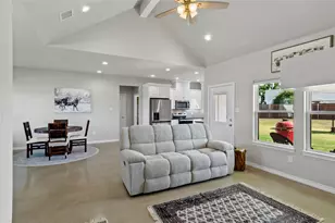 108 Daisy Ct, Paradise, TX 76073 - Photo 6