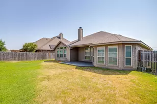 213 Marina Dr, Azle, TX 76020 - Photo 40