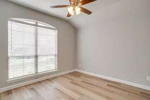 213 Marina Dr, Azle, TX 76020 - Photo 32